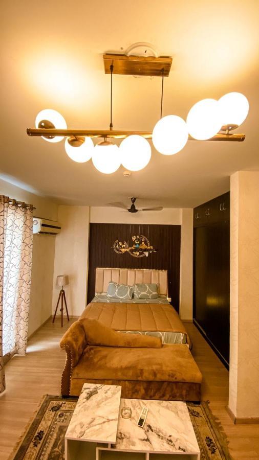 الشقق الفندقية لاكناوفي  Caramel Dlf My Pad المظهر الخارجي الصورة