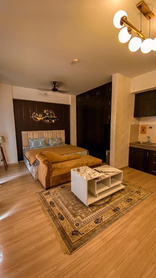 الشقق الفندقية لاكناوفي  Caramel Dlf My Pad المظهر الخارجي الصورة